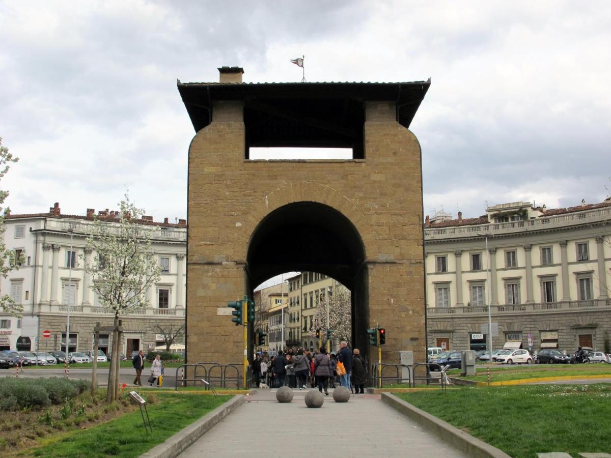 Отель Porta Santa Croce Флоренция Экстерьер фото
